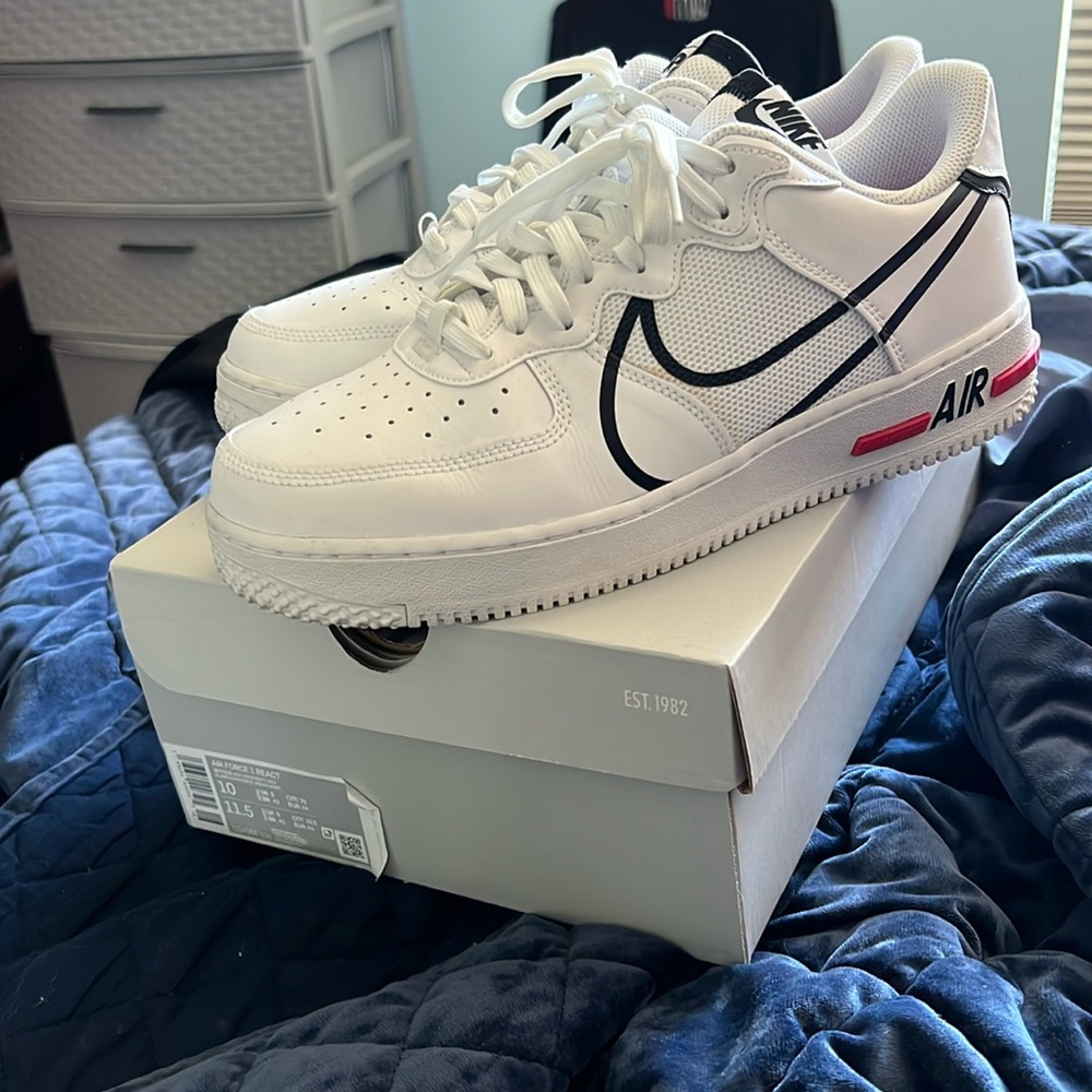 Nike Air Force 1 React